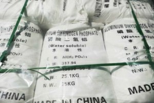 CAS 13530-50-2 refractory bond aluminium dihydrogen phosphate factory